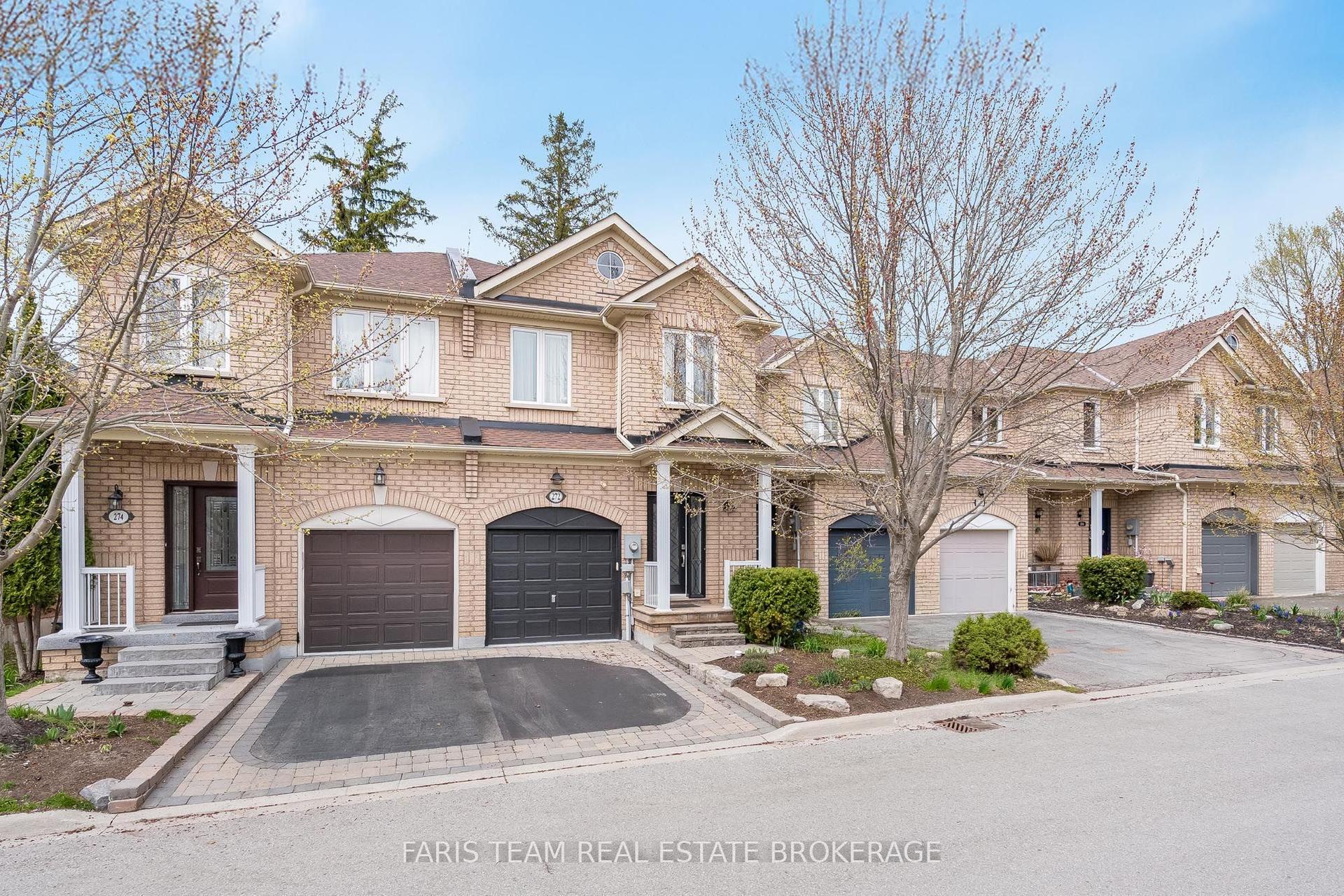 272 Tom Taylor Crescent — photo 1