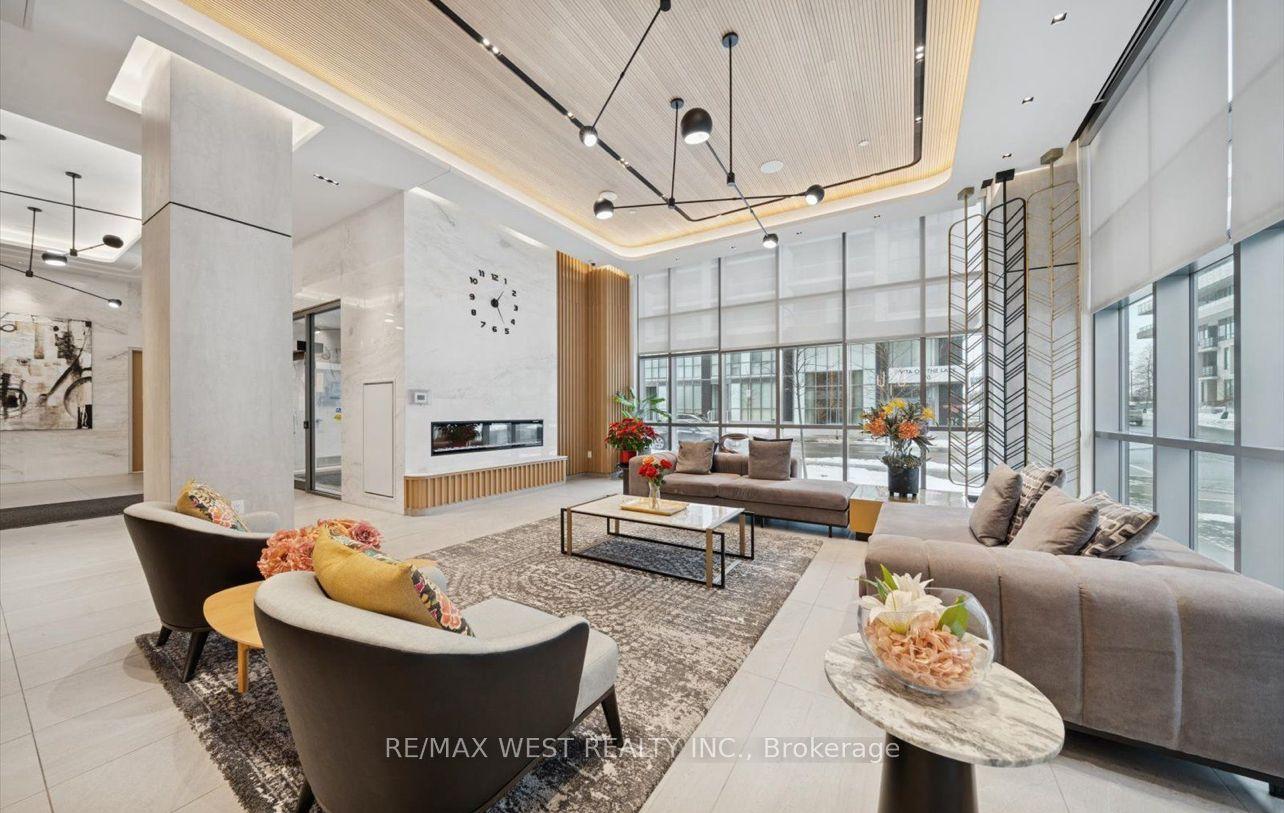 65 Annie Craig Drive 501 #501 — photo 1