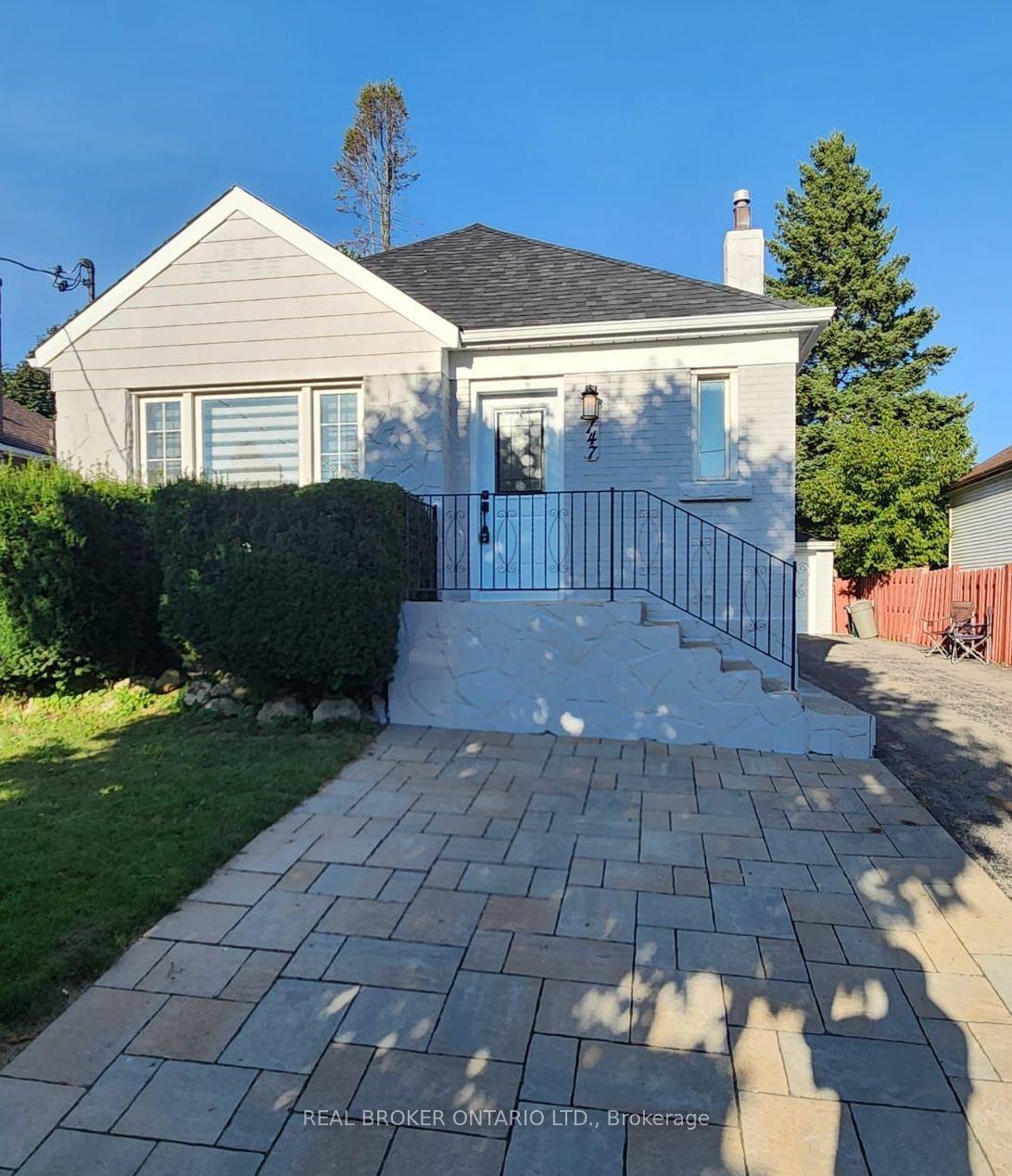 147 Lasalle Avenue Upper #Upper — photo 1