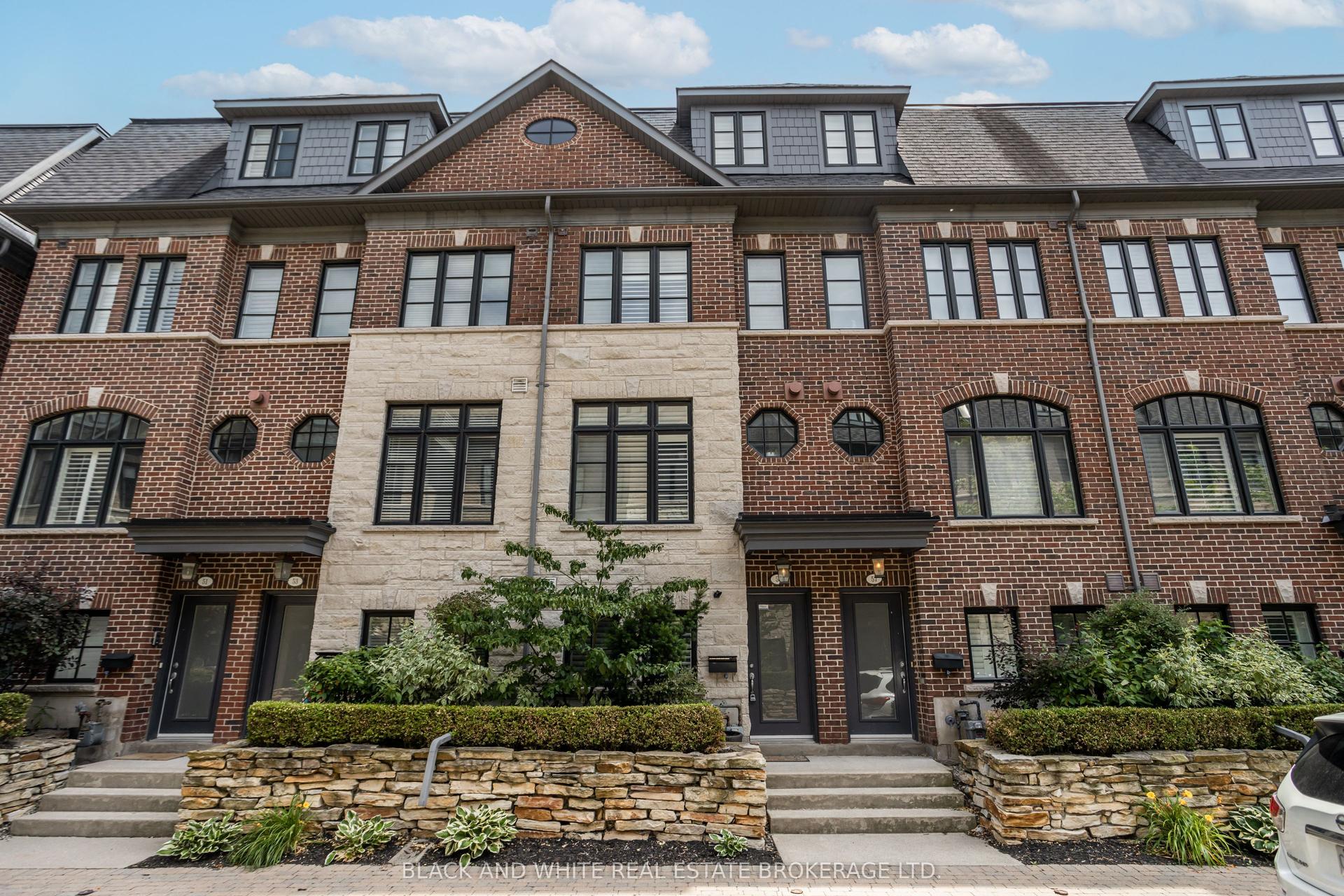 55 Lobo Mews, Toronto — Townhouse for sale, photo 1