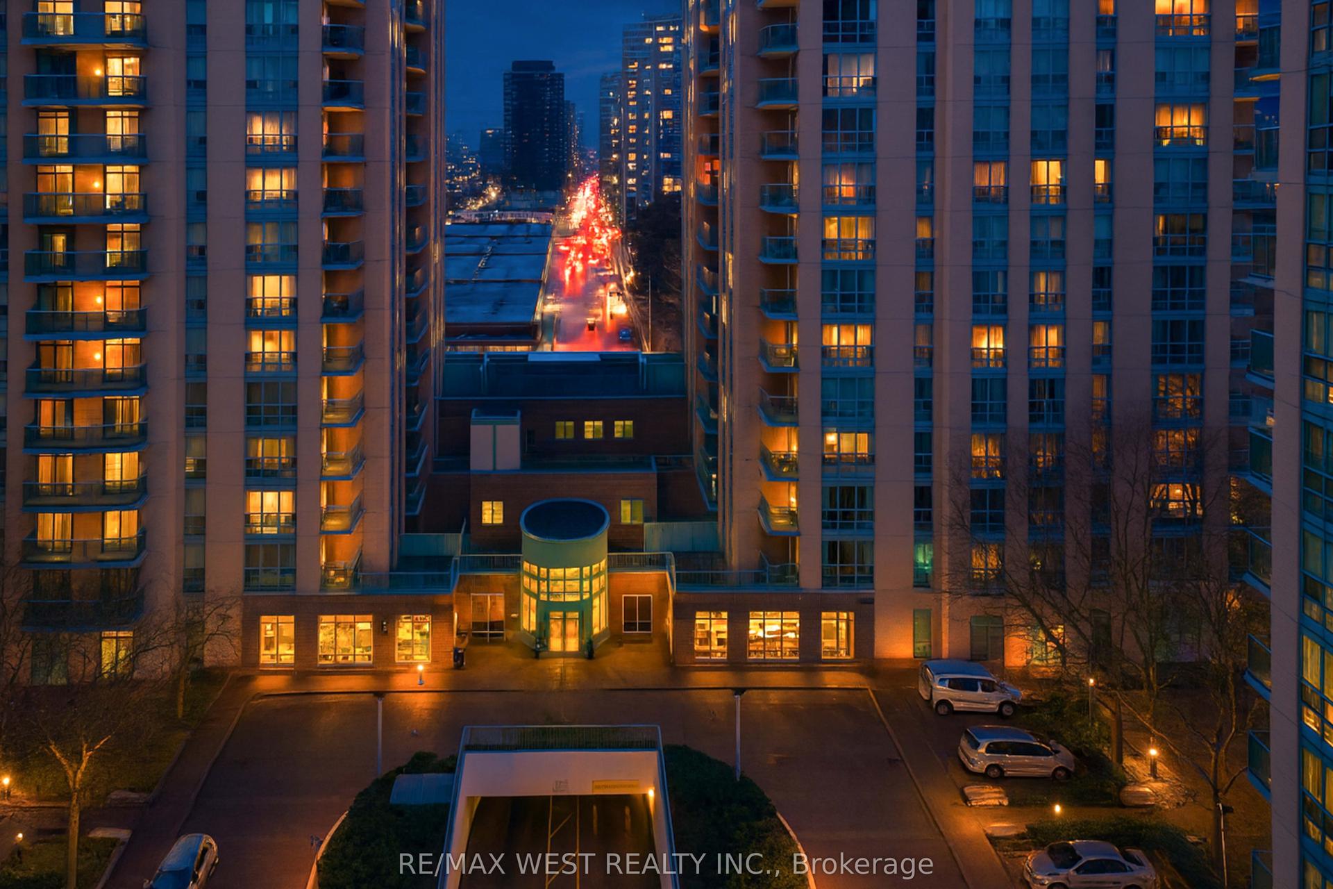 22 Olive Avenue 216 #216 — photo 1