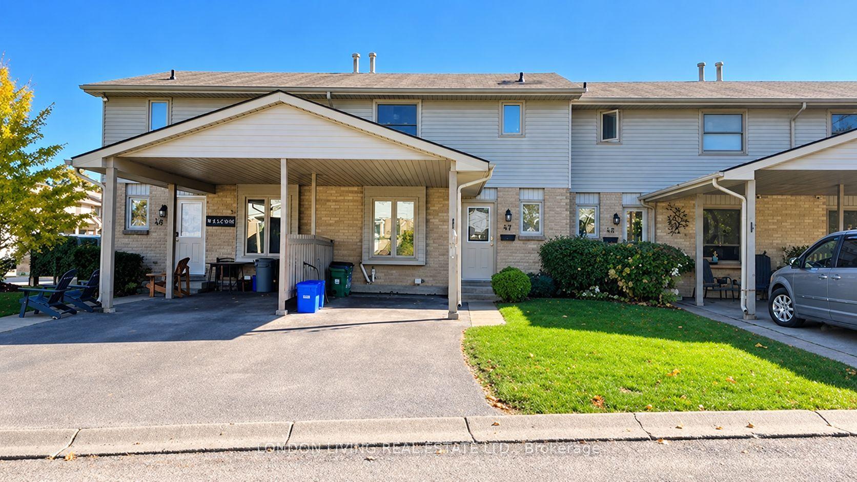 25 Erica Crescent 47 #47, London South — Condo Town for lease, photo 1