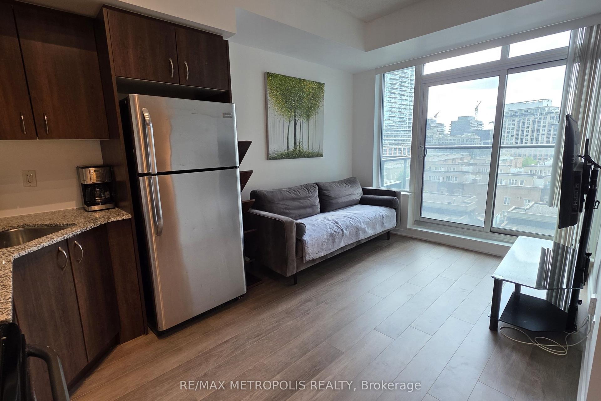 55 East Liberty Street 813 #813 — photo 1
