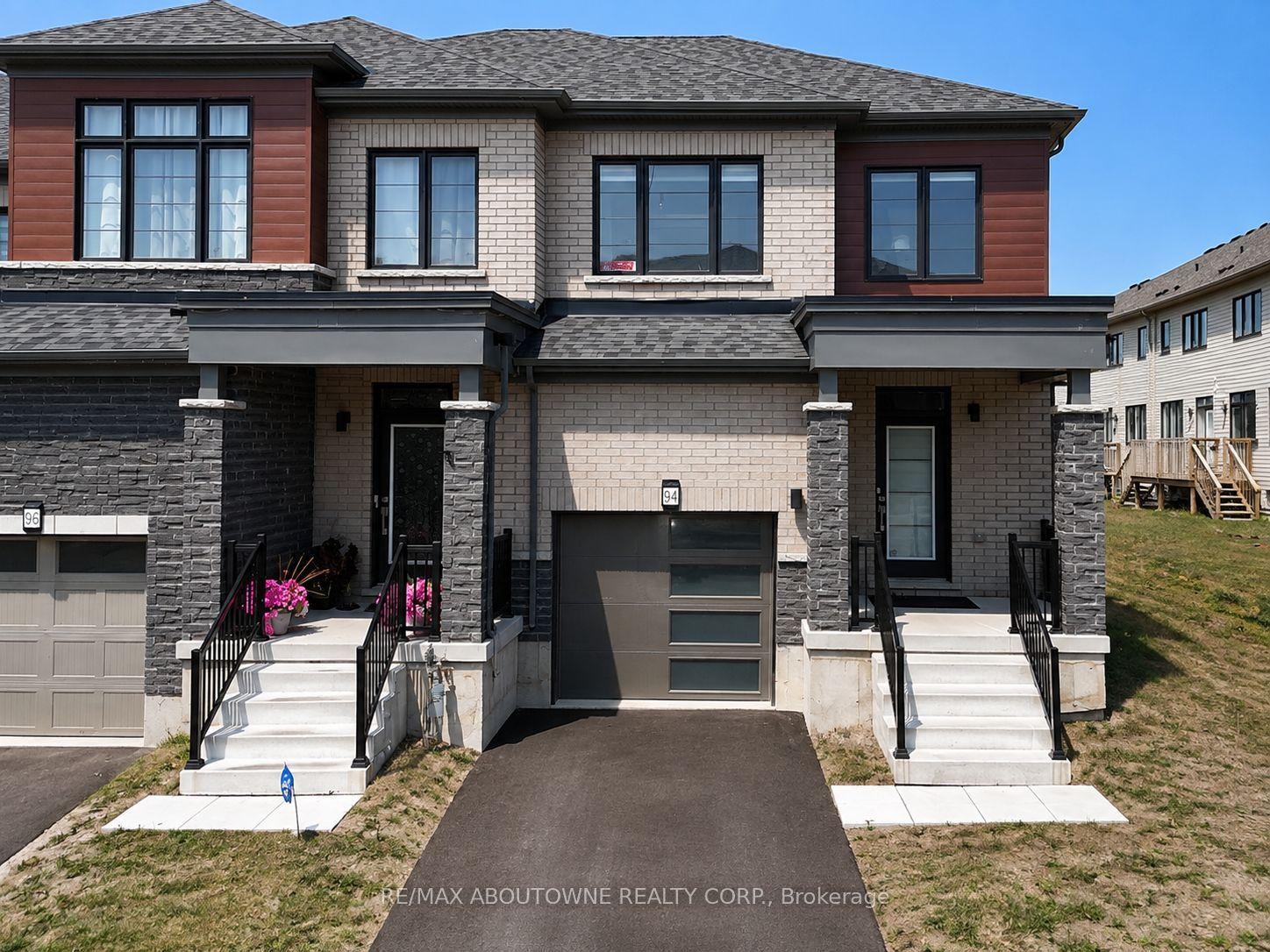 94 Granville Crescent, Haldimand — Townhouse for lease, photo 1