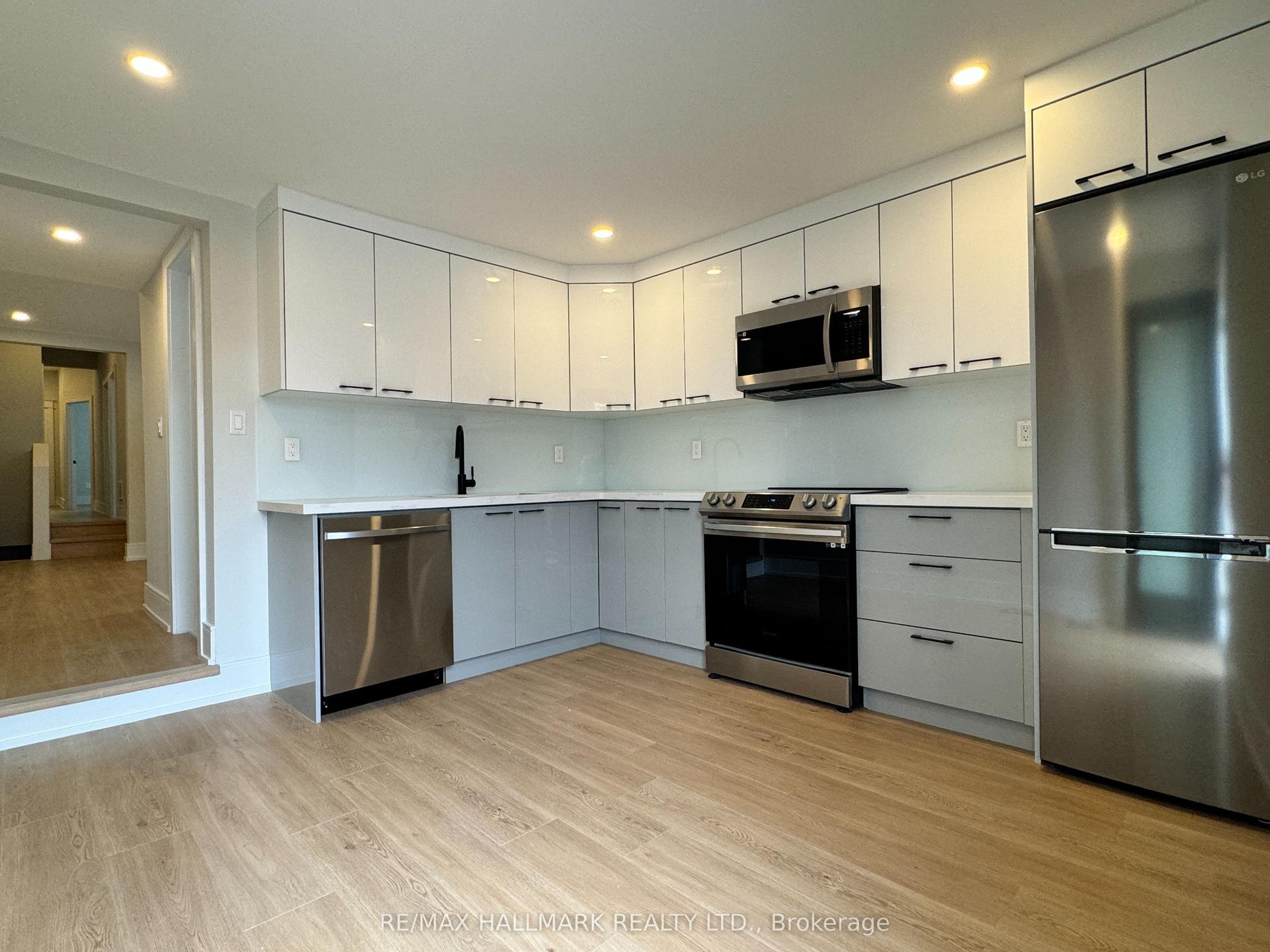 116 Bellevue Avenue Upper #Upper, Toronto — Townhouse for lease, photo 1