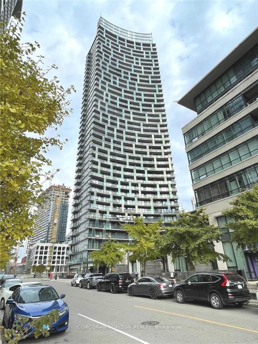 25 Capreol Court 910 #910, Toronto — Condo for lease, photo 1