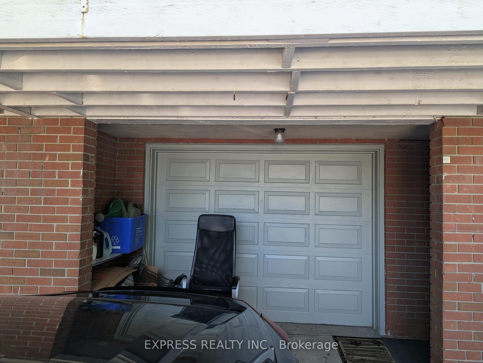 105 Faye Drive Bsmt #Bsmt, Toronto — Semi-Detached for lease, photo 1