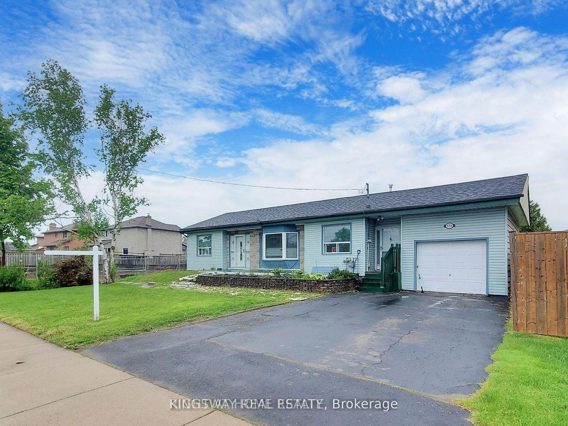 556 Barton Street E, Hamilton — Detached for sale, photo 1