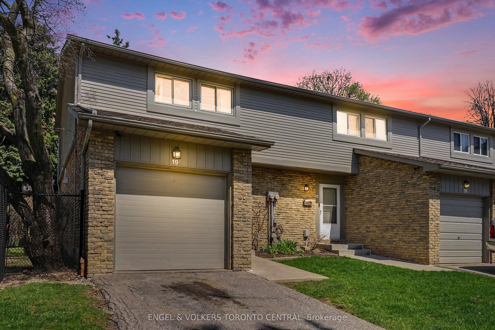 6779 Glen Erin Drive 19 #19 — photo 1