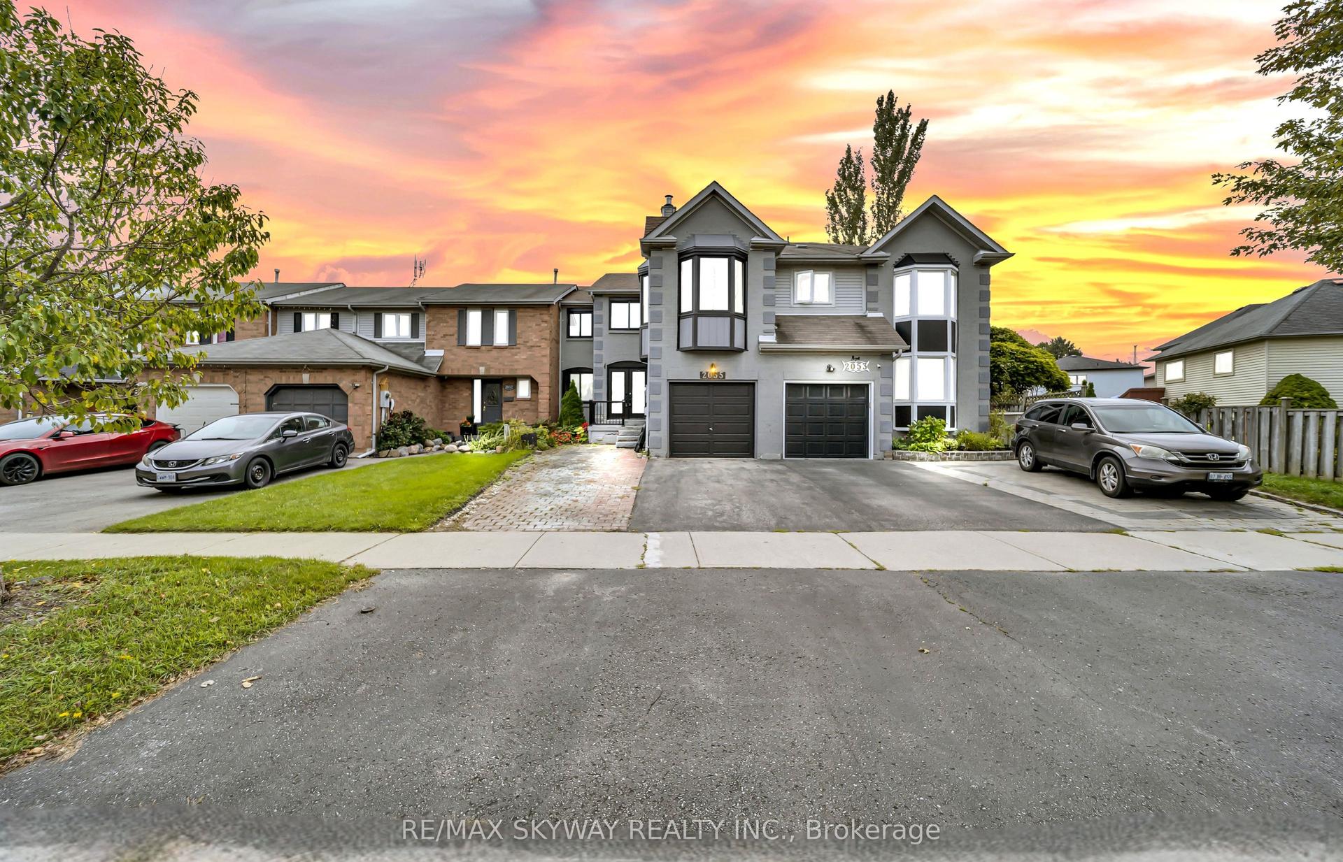 2055 Blue Ridge Crescent, Pickering — Townhouse for sale, photo 1