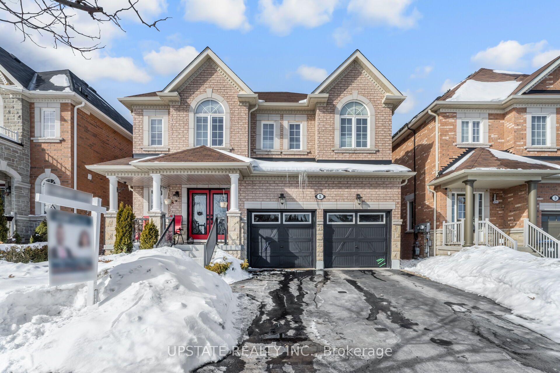 5 Dillon Drive — photo 1