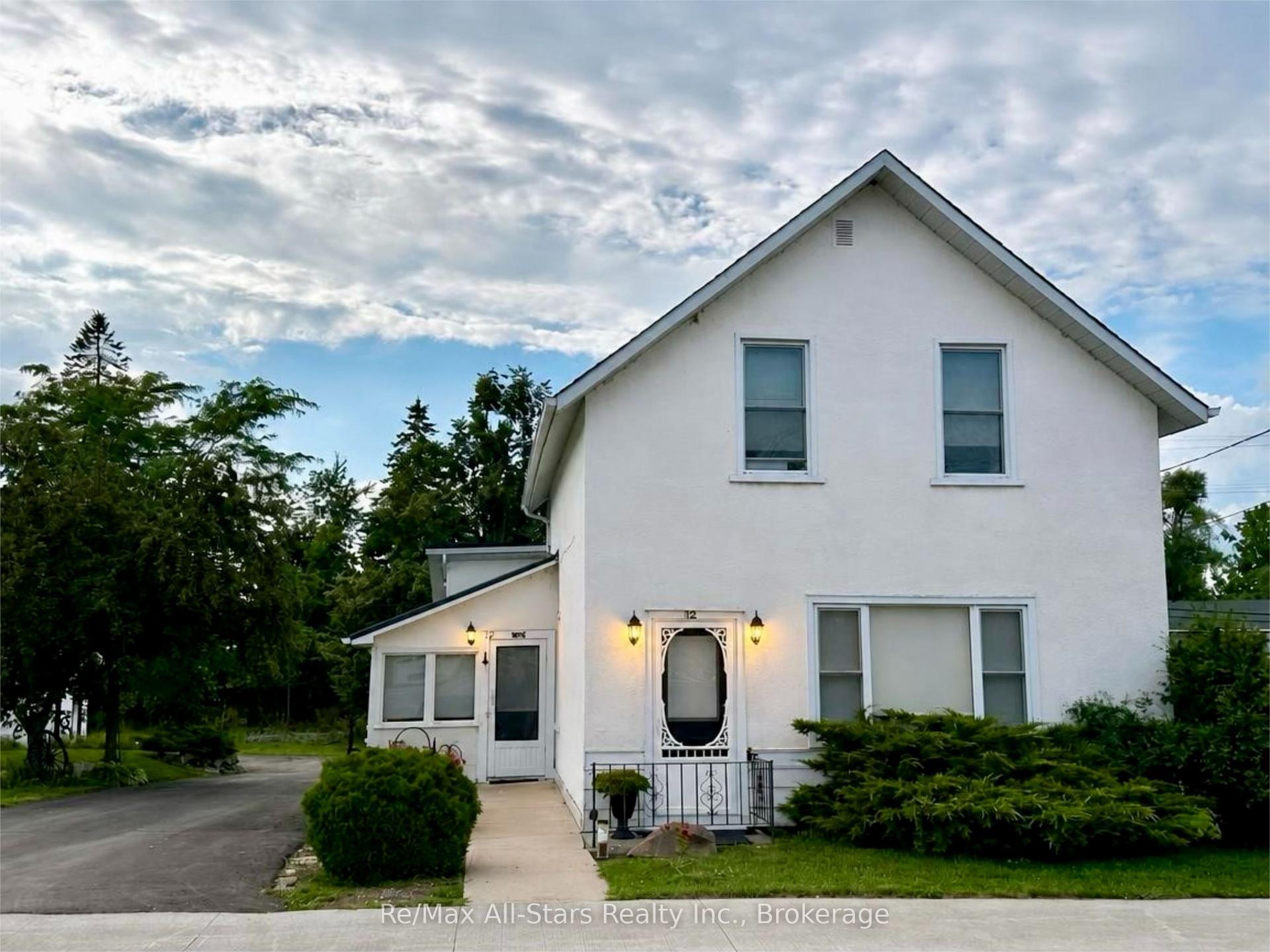 12 North Street, Kawartha Lakes — Detached for sale, photo 1