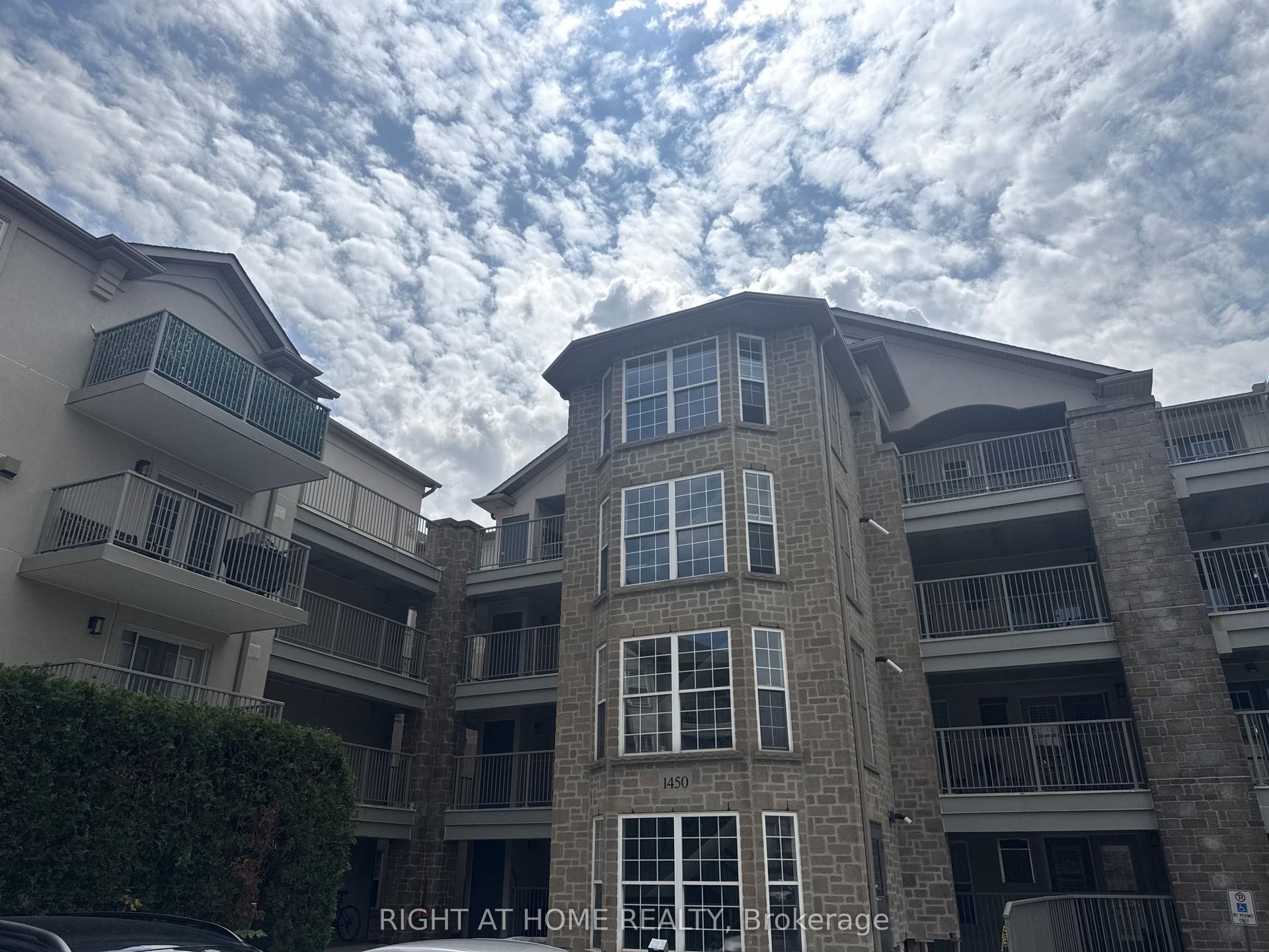 1450 Bishops Gate 113 #113, Oakville — Condo for lease, photo 1