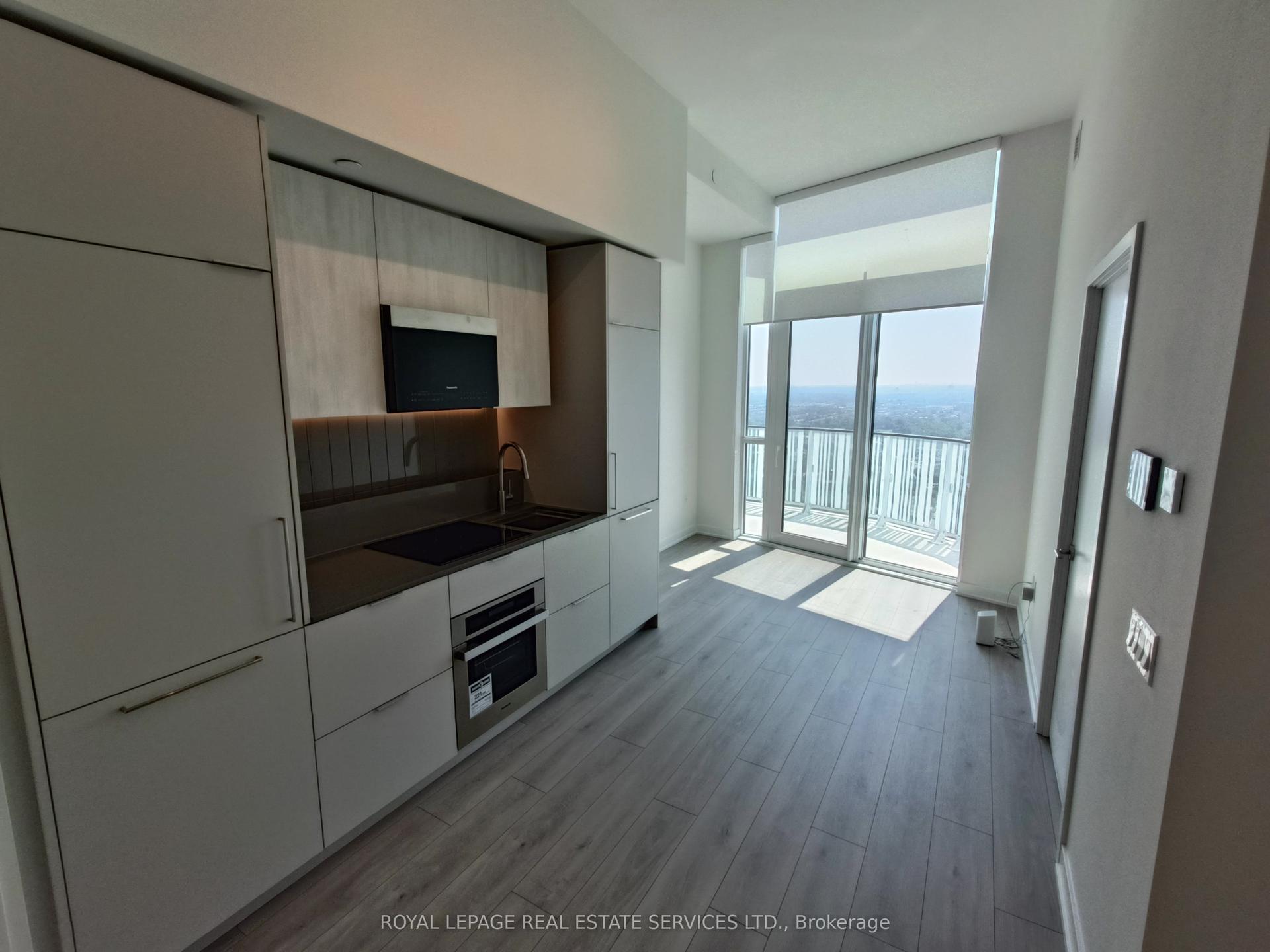 1 Fairview Road E 3210 #3210, Mississauga — Condo for lease, photo 1