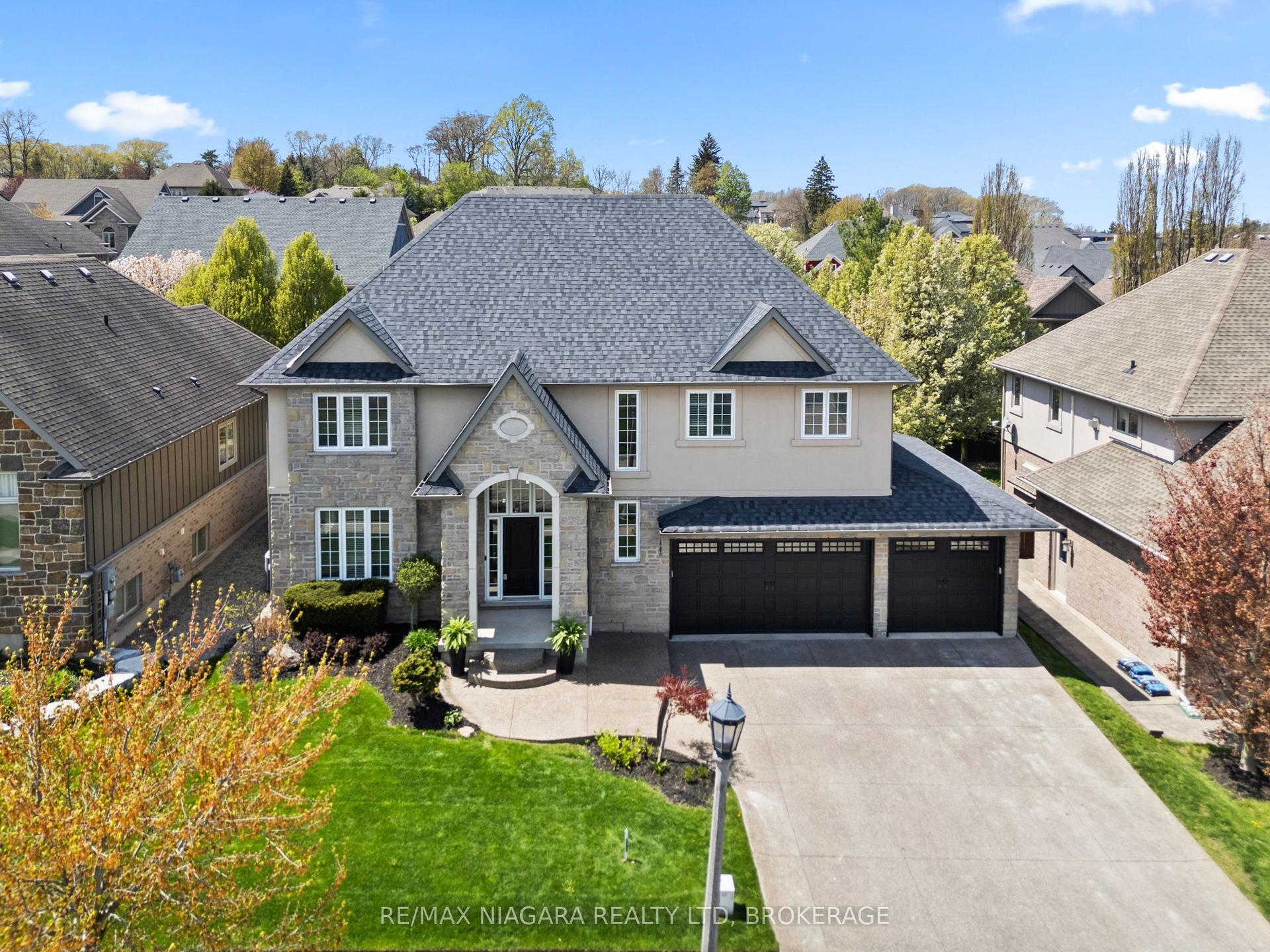24 Red Haven Drive — photo 1