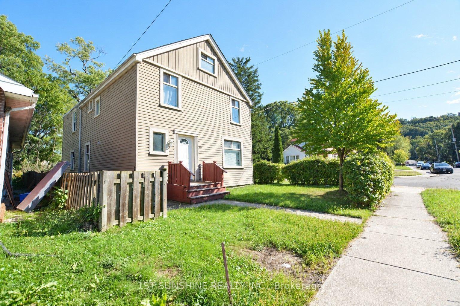 235 Broadway Avenue, Hamilton — Detached for sale, photo 1