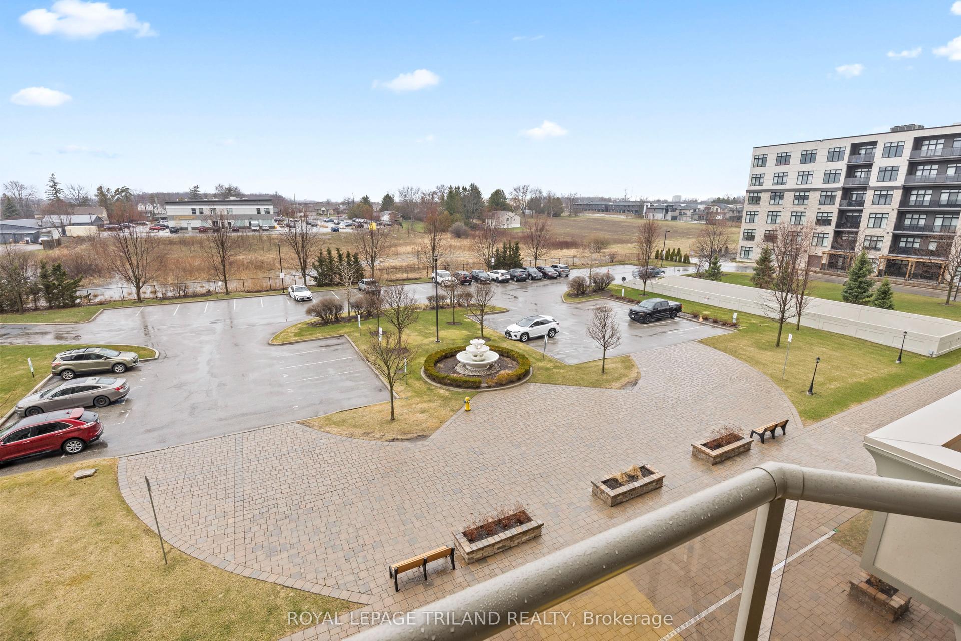 1030 Coronation Drive 406 #406 — photo 1