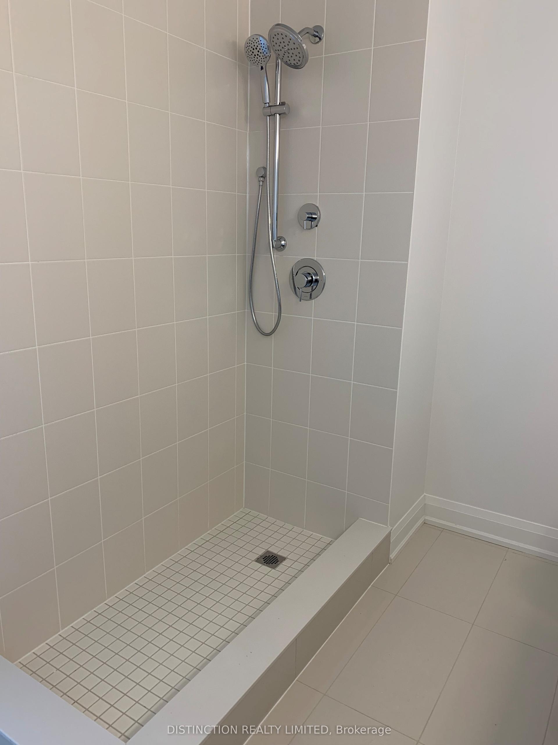 10 Gatineau Drive W 1005 #1005 — photo 1