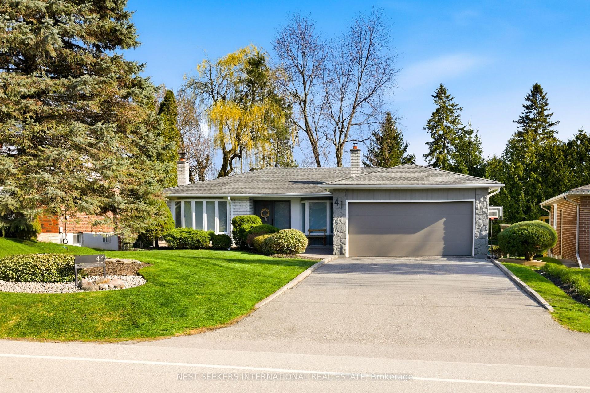 41 Camlaren Crescent — photo 1