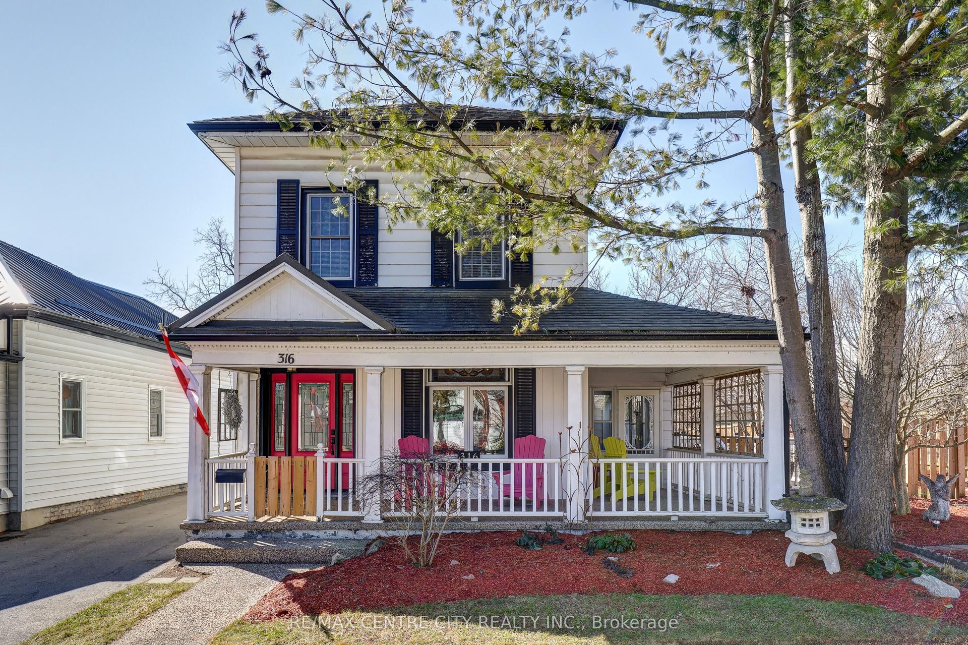 316 Talbot Street E — photo 1