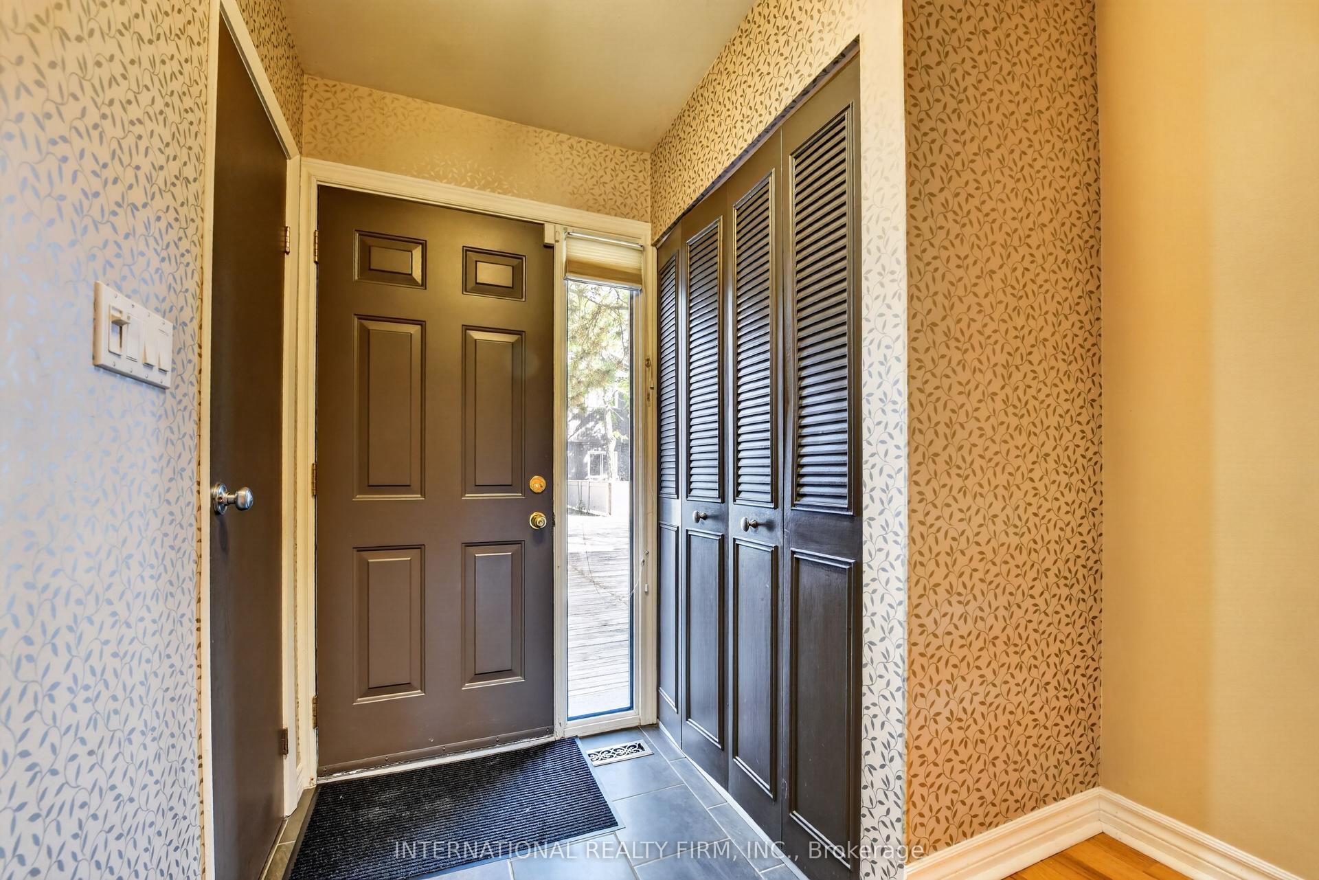 6855 Glen Erin Drive 15 #15, Mississauga — Condo Town for lease, photo 1