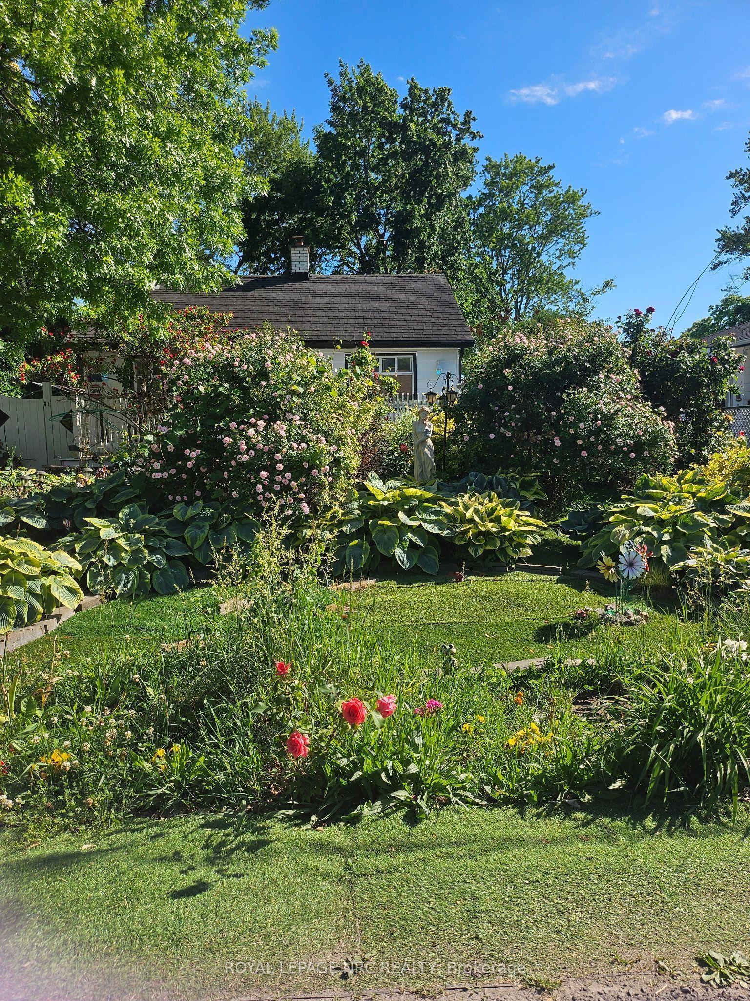 7 Vera Street, St. Catharines — Detached for sale, photo 1