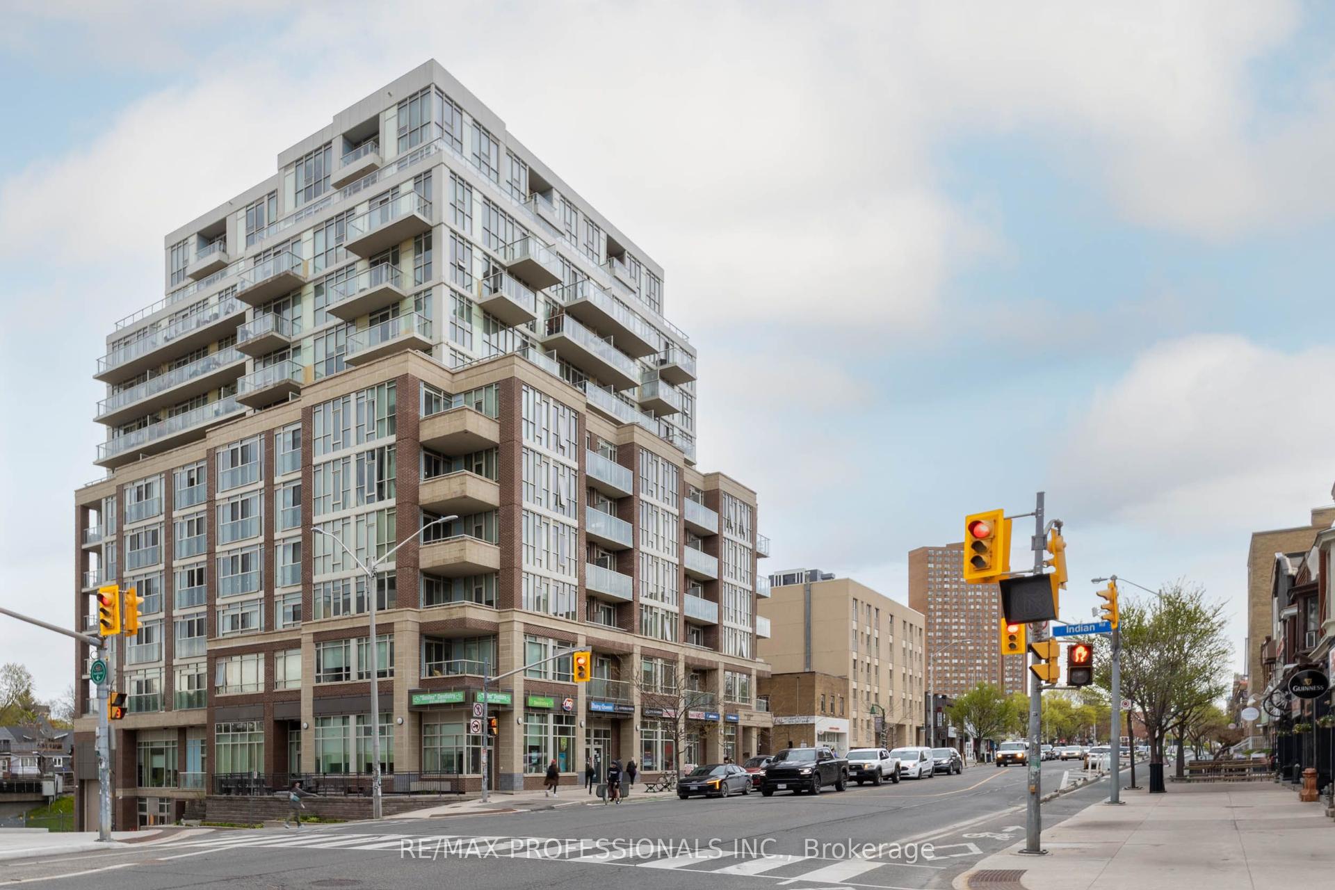 1638 Bloor Street W 410 #410 — photo 1