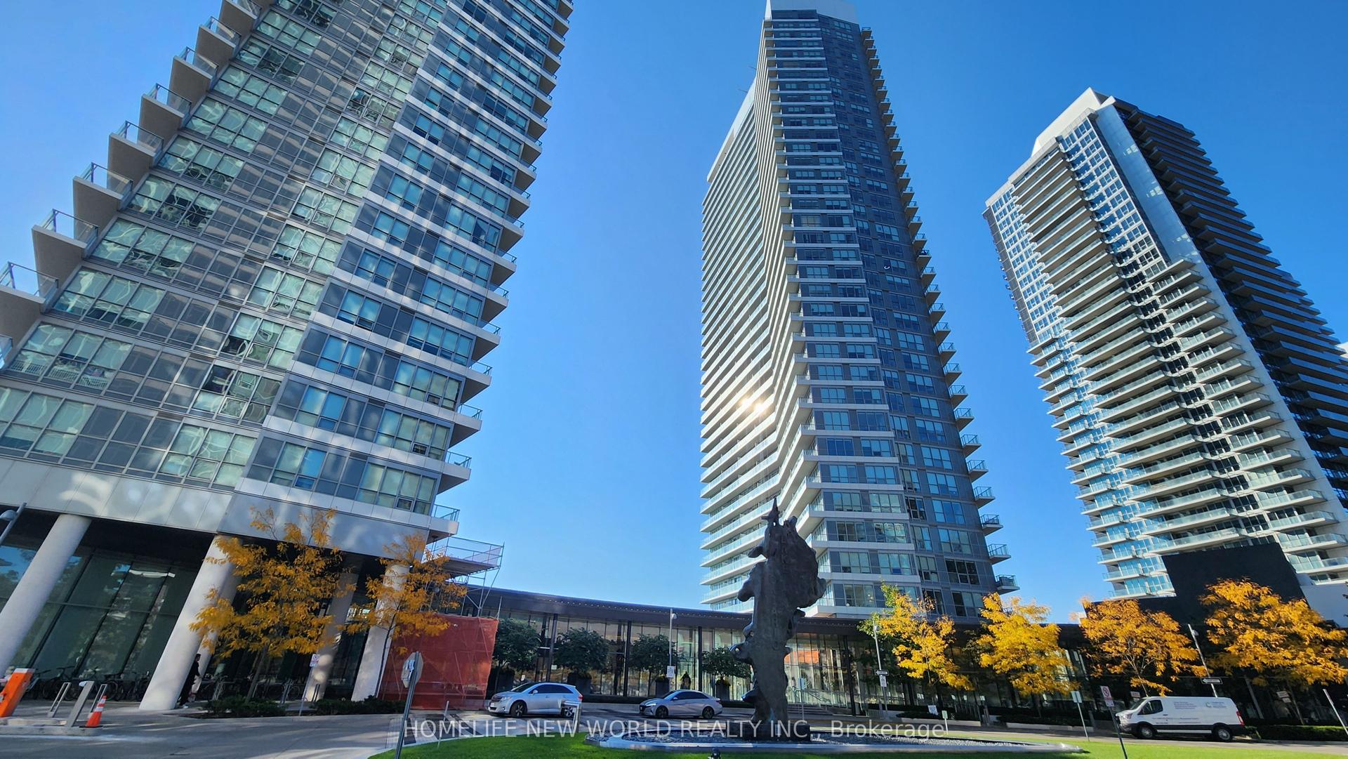 115 McMahon Drive, Toronto — Condo for lease, photo 1