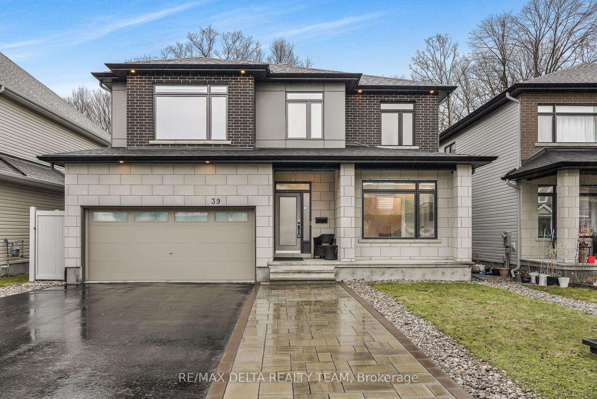 39 Angel Heights, Stittsville - Munster - Richmond — Detached for sale, photo 1