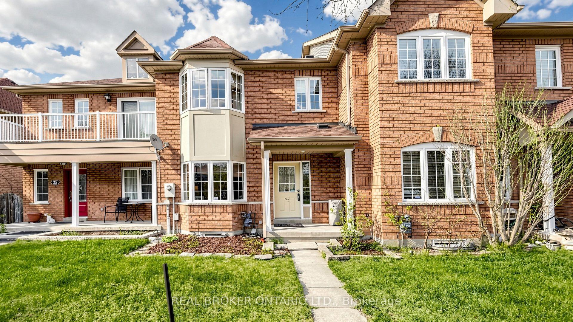 23 Piera Gardens — photo 1