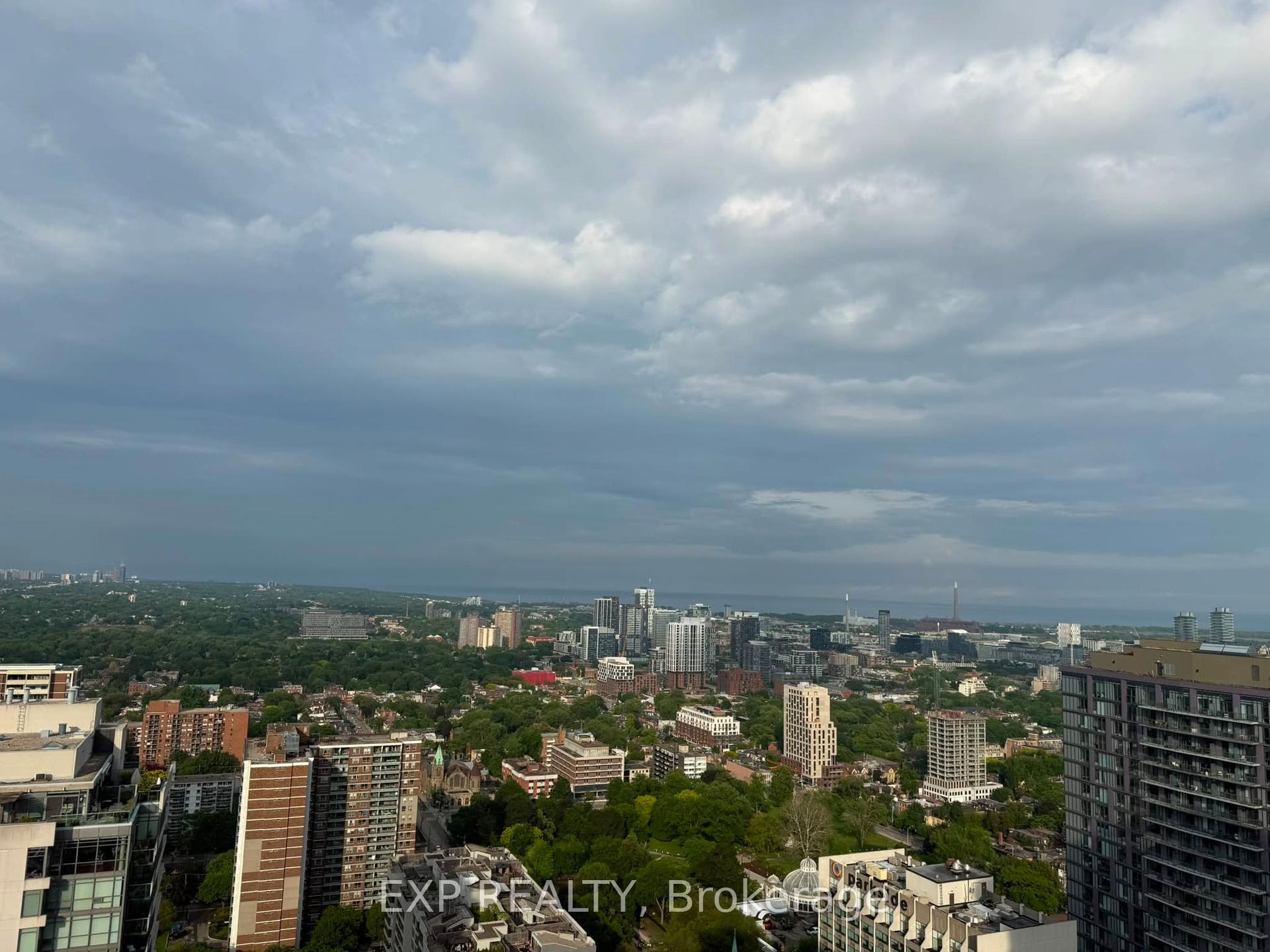 85 Wood Street Ph15 #Ph15 — photo 1