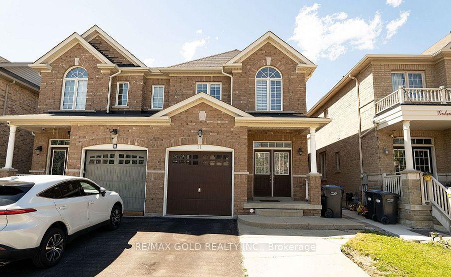 11 Vanderpool Crescent 1 #1 — photo 1