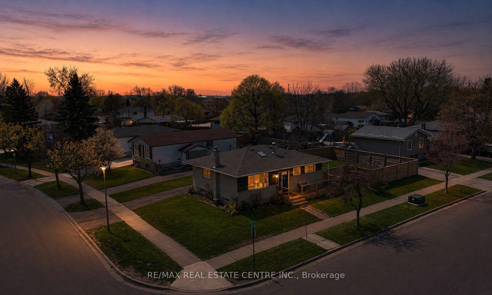 56 Ashbury Avenue — photo 1