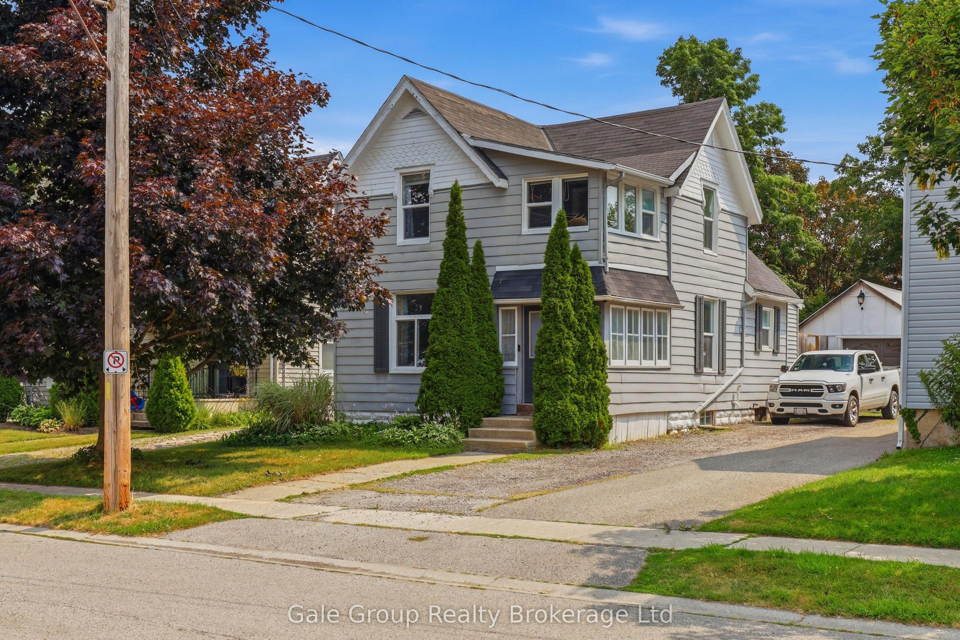 32 West Avenue, St. Thomas — Detached for sale, photo 1