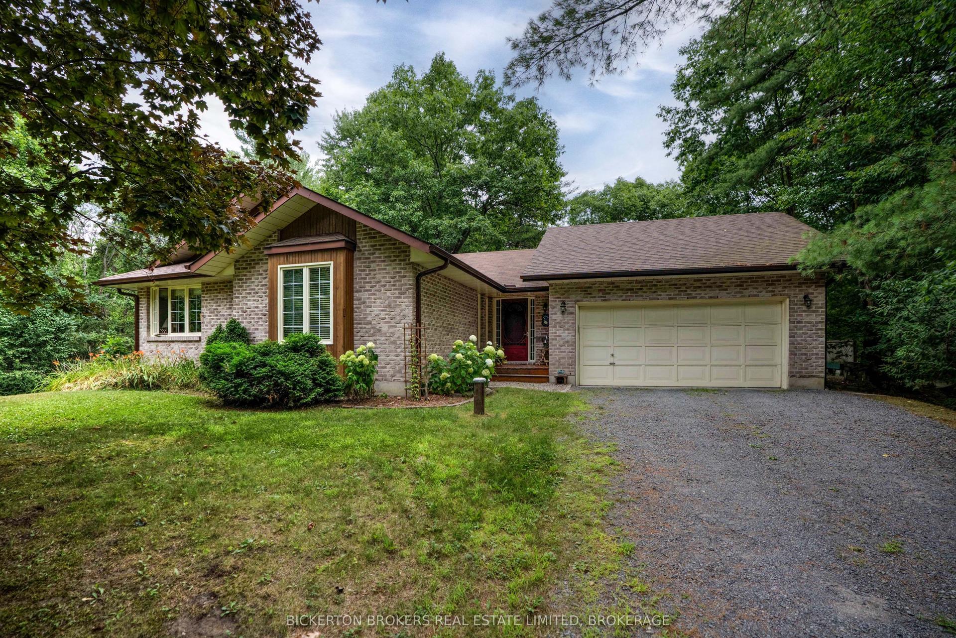 16 S Village Estates Road S — photo 1