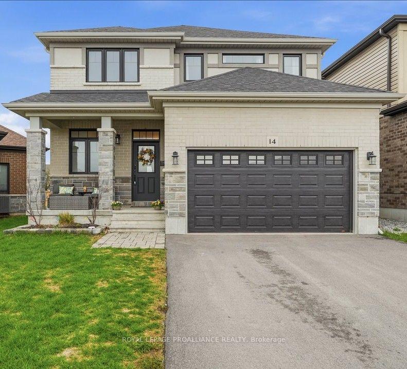 14 Athabaska Drive — photo 1