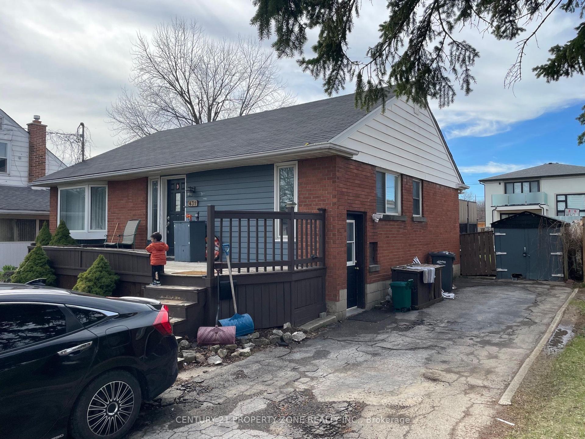 431 Wood Ward Avenue — photo 1