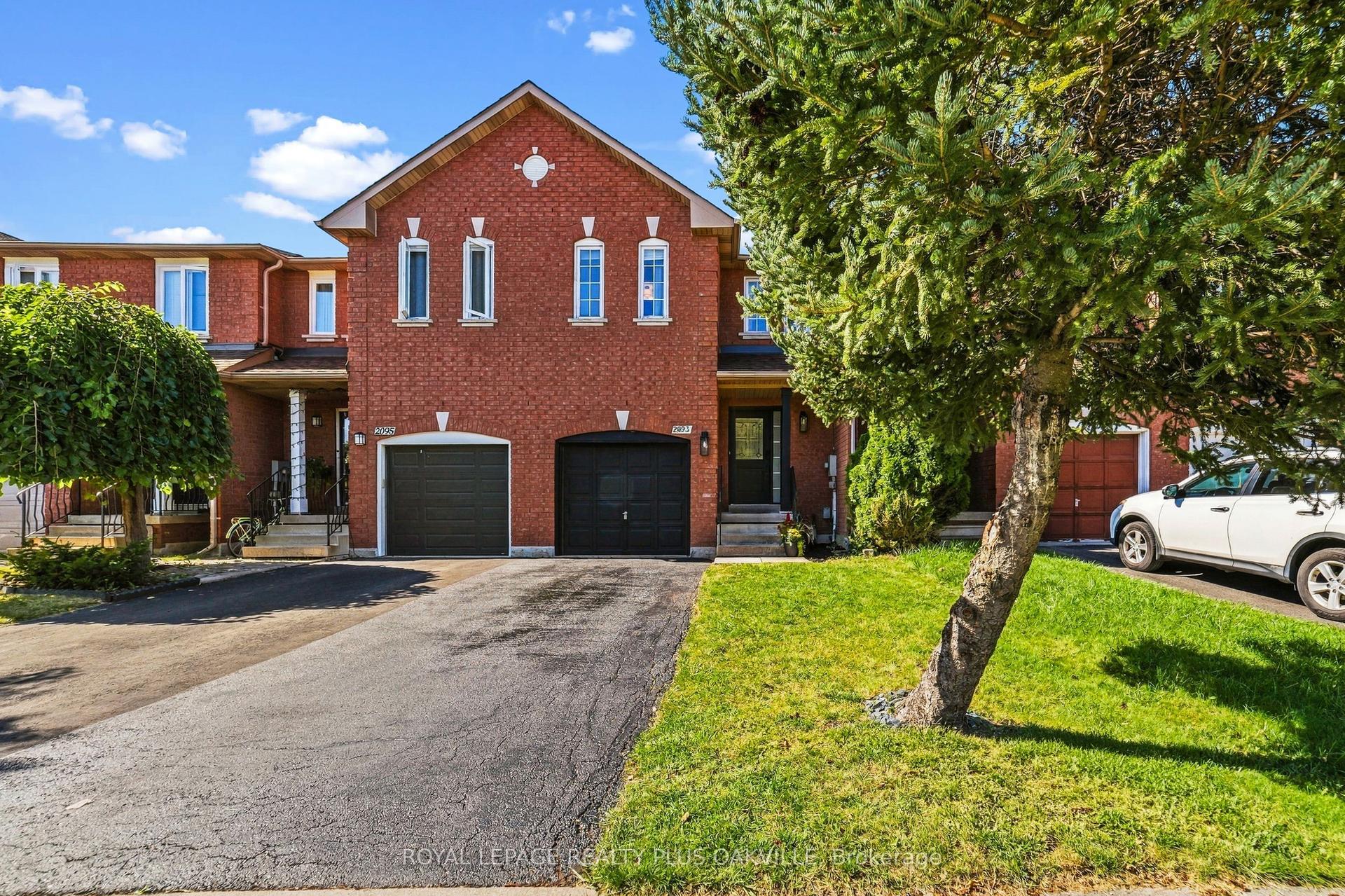 2093 Golden Orchard Trail, Oakville — Townhouse for sale, photo 1