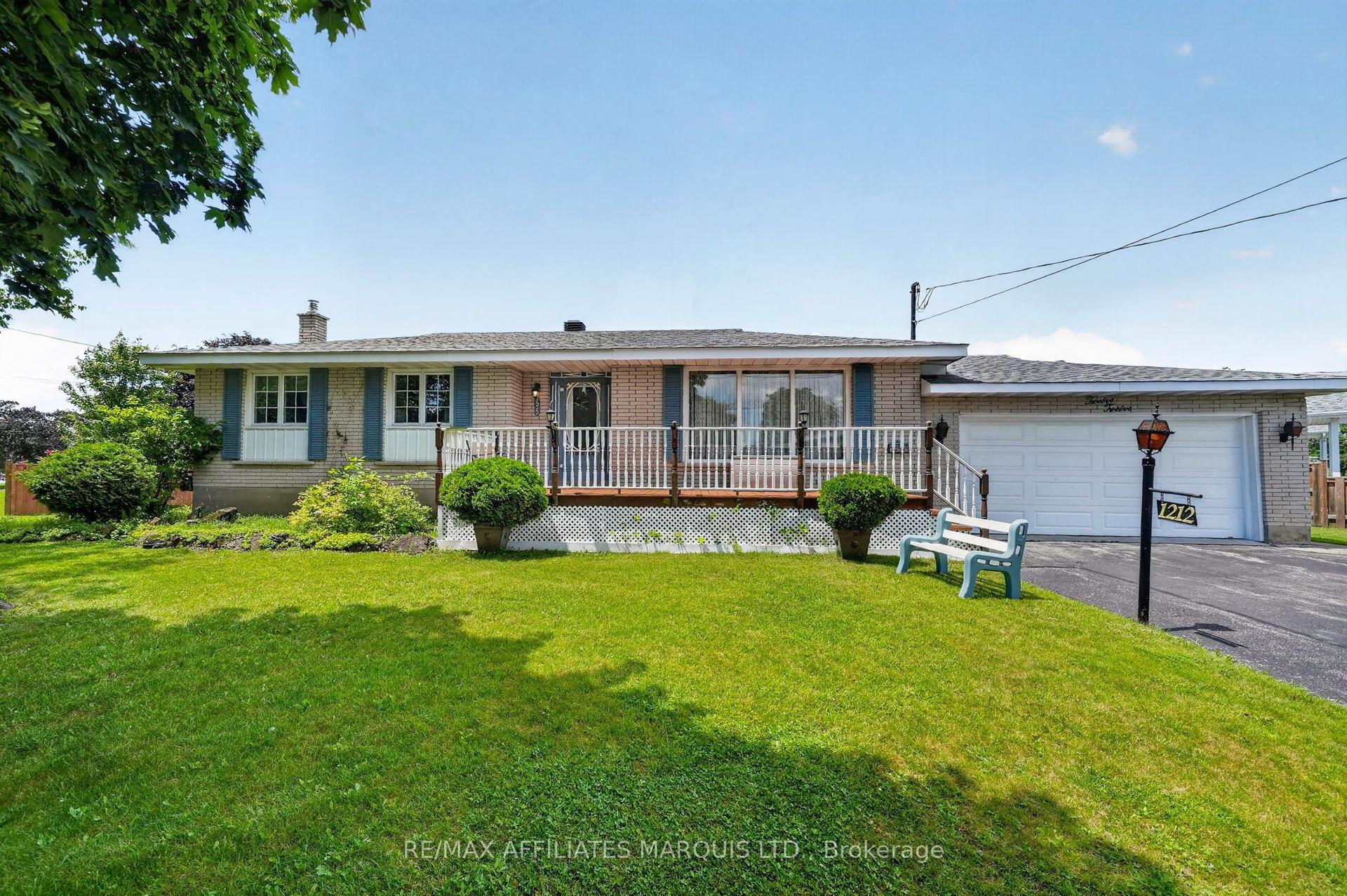 1212 Brodeur Street, Cornwall — Detached for sale, photo 1