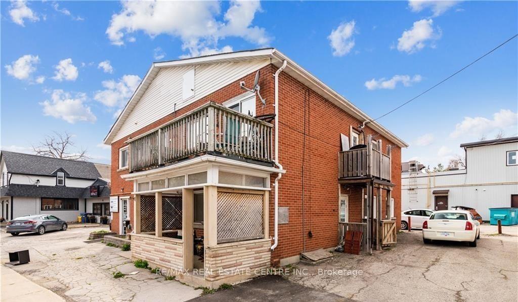 9 Mill Street W — photo 1