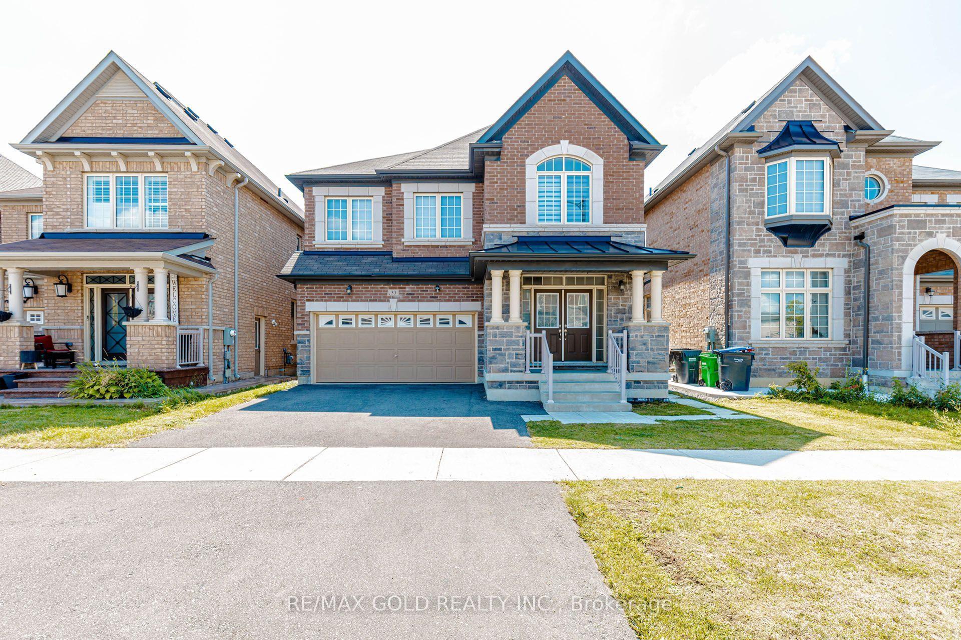 33 Tiger Crescent, Brampton — Detached for sale, photo 1