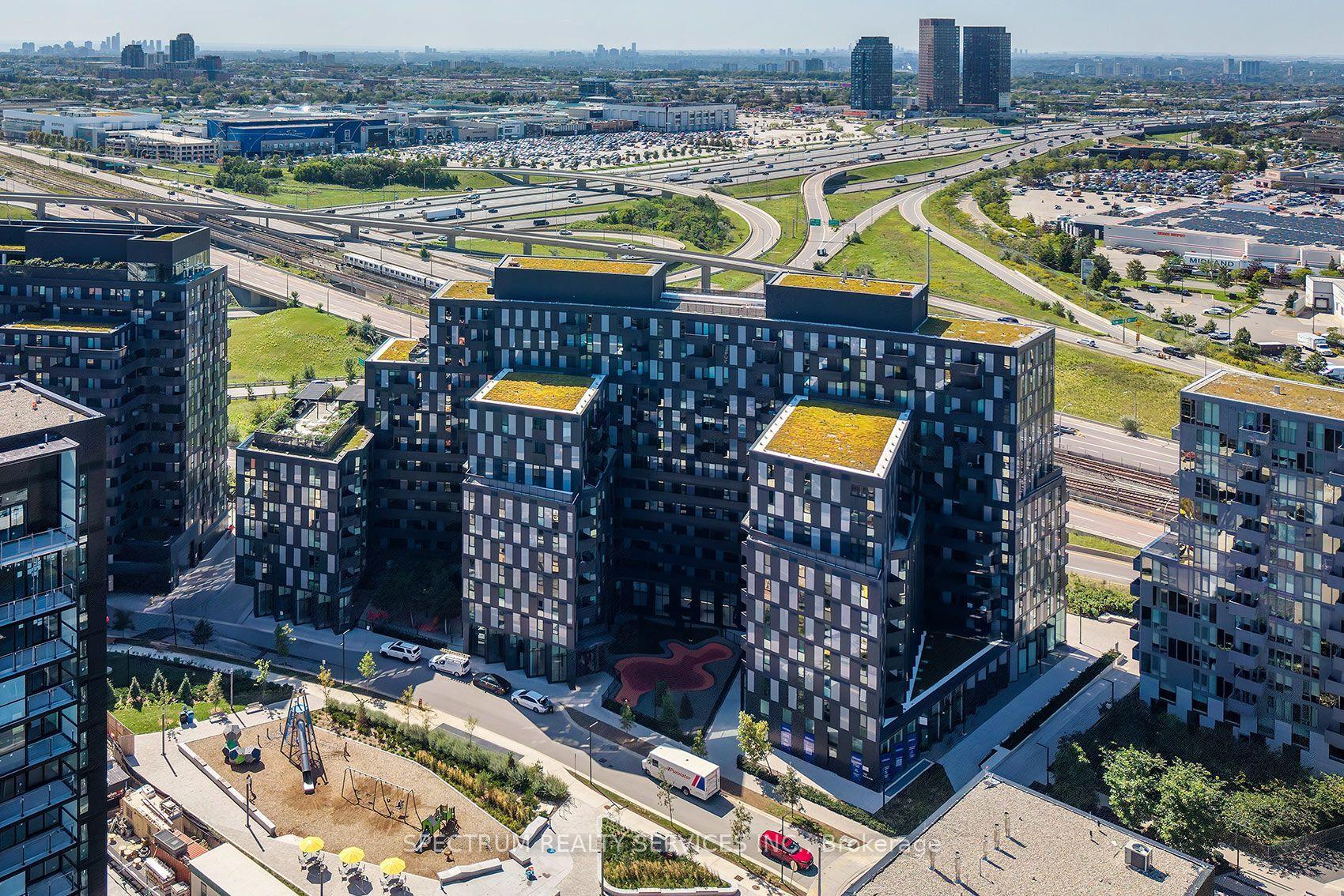 30 Tretti Way 427 #427, Toronto — Condo for sale, photo 1