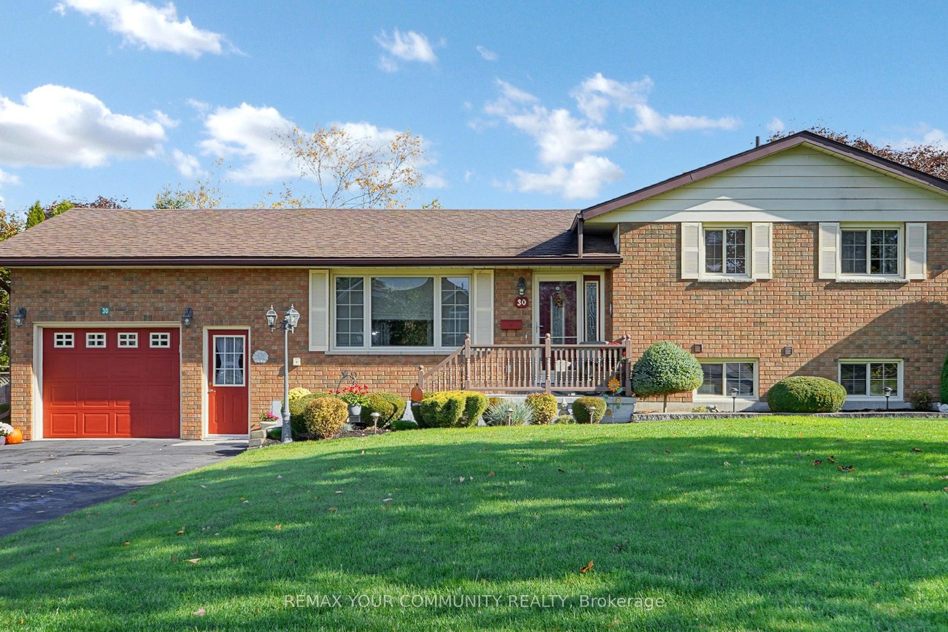 30 Grant Drive — photo 1