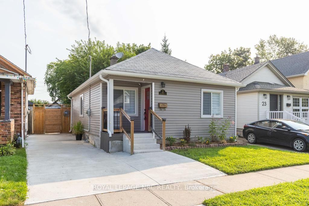 21 Trapnell Street, St. Catharines — Detached for sale, photo 1