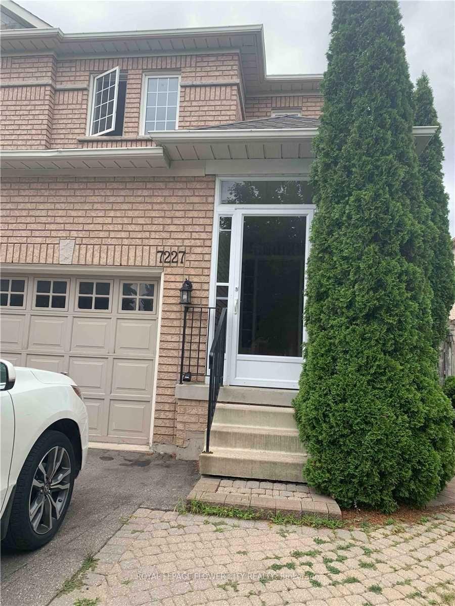 7227 Para Place Upper #Upper, Mississauga — Semi-Detached for lease, photo 1
