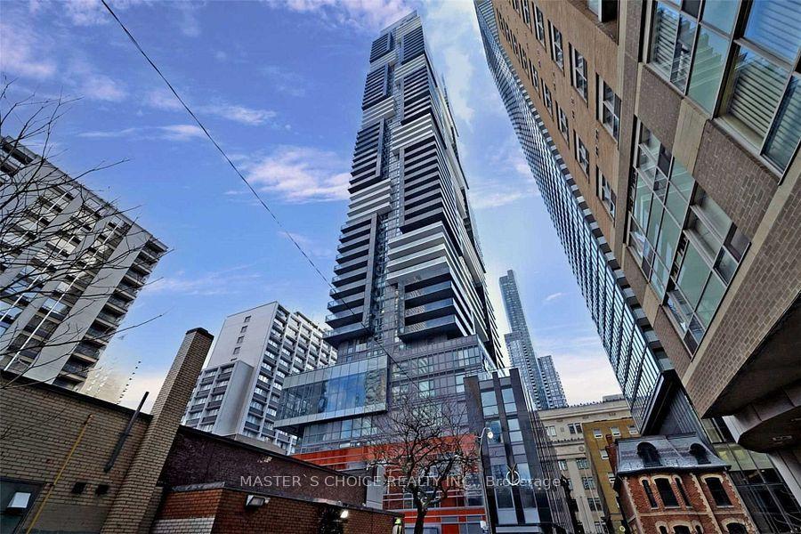 7 Grenville Street 4310 #4310 — photo 1