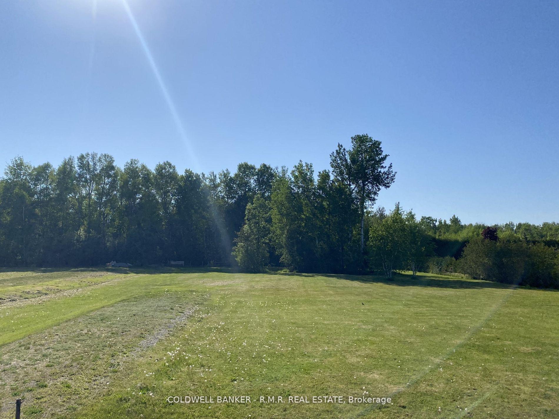 Lot 11 Pinewood Boulevard — photo 1