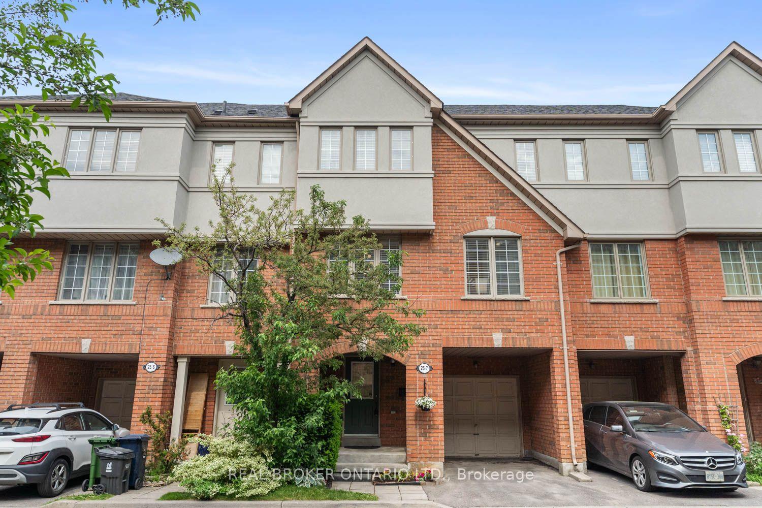 25 West Deane Park Drive 7 #7 — photo 1