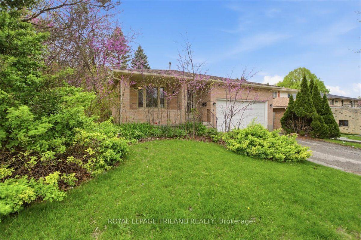 4 Chepstow Gate, London North — Detached for lease, photo 1