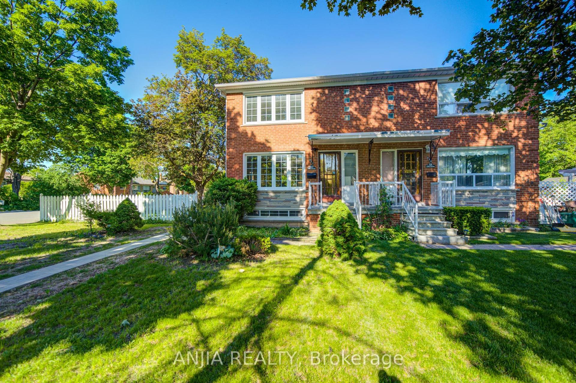 222 Elka Drive — photo 1